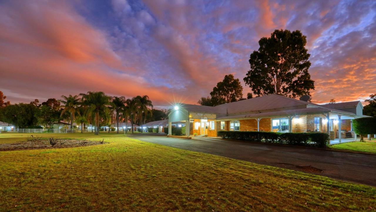 Chinchilla Great Western Motor Inn Экстерьер фото