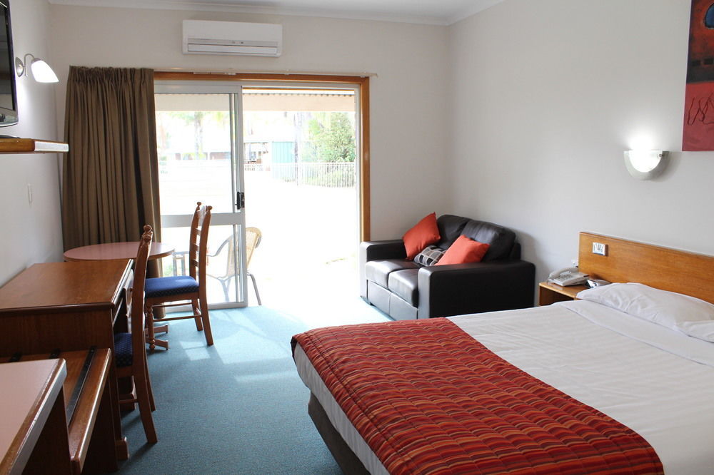Chinchilla Great Western Motor Inn Экстерьер фото