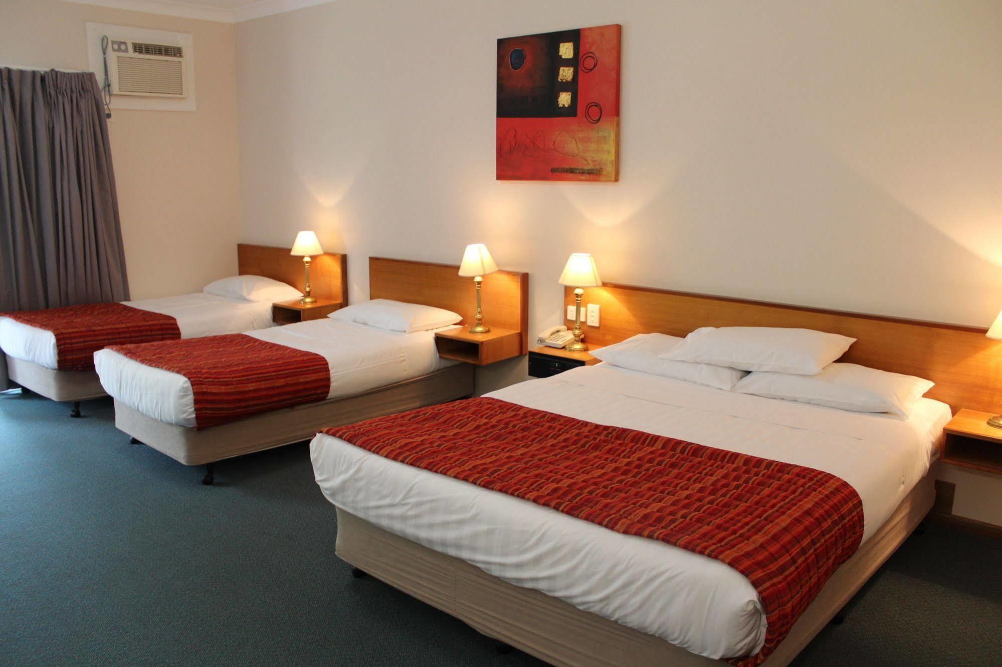 Chinchilla Great Western Motor Inn Экстерьер фото